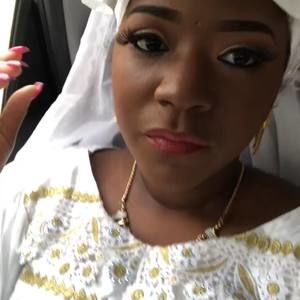 Meet your Posher, Yelly sarah